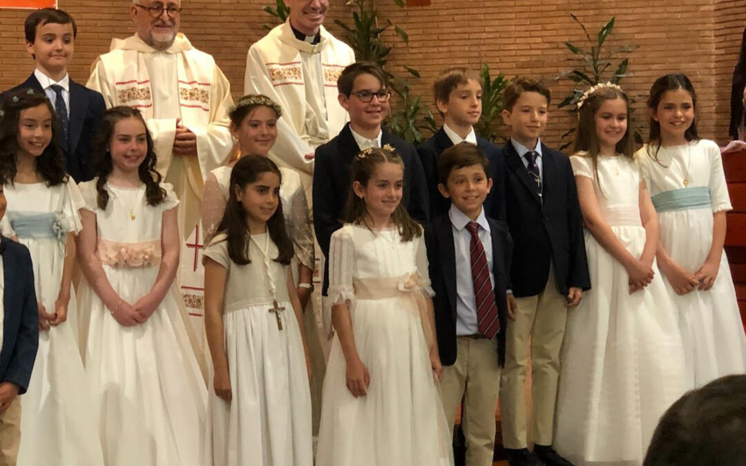 Primeras comuniones en la Parroquia